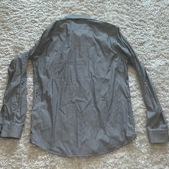 Ben Sherman Button Down (pics are difficult because of stripes) - Picture 9 of 10